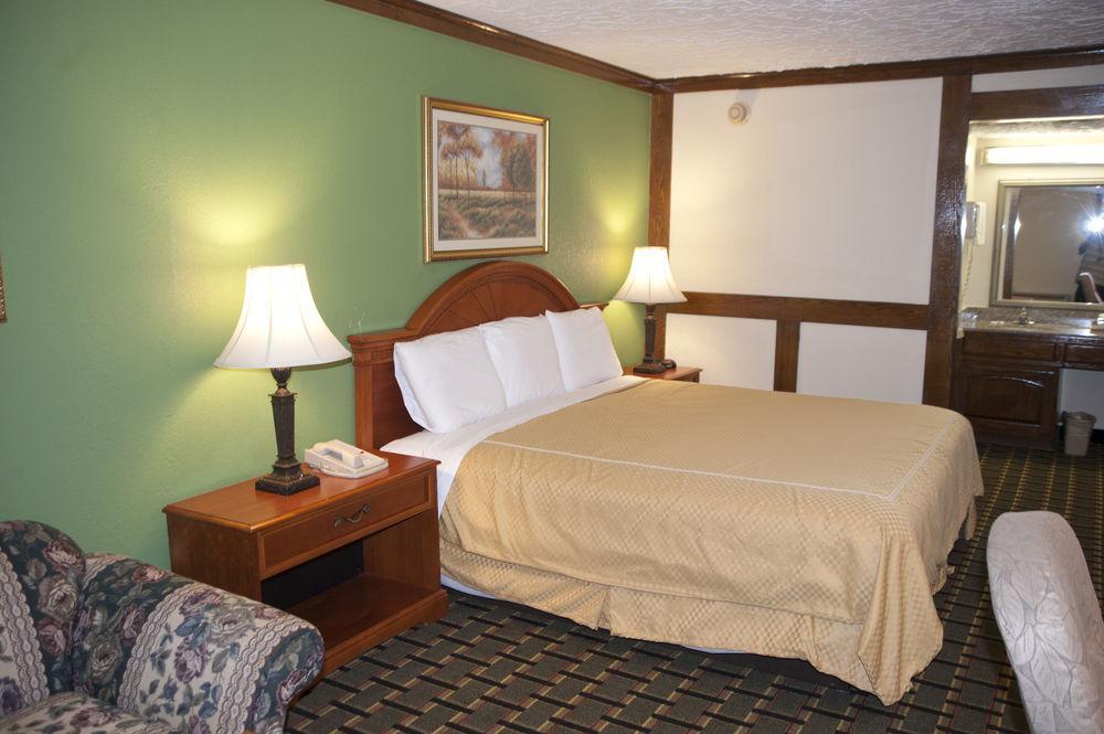 Victorian Inn&Suites Nacogdoches Eksteriør bilde